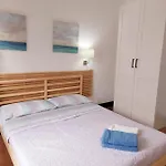 Brignole E לינה וארוחת בוקר *